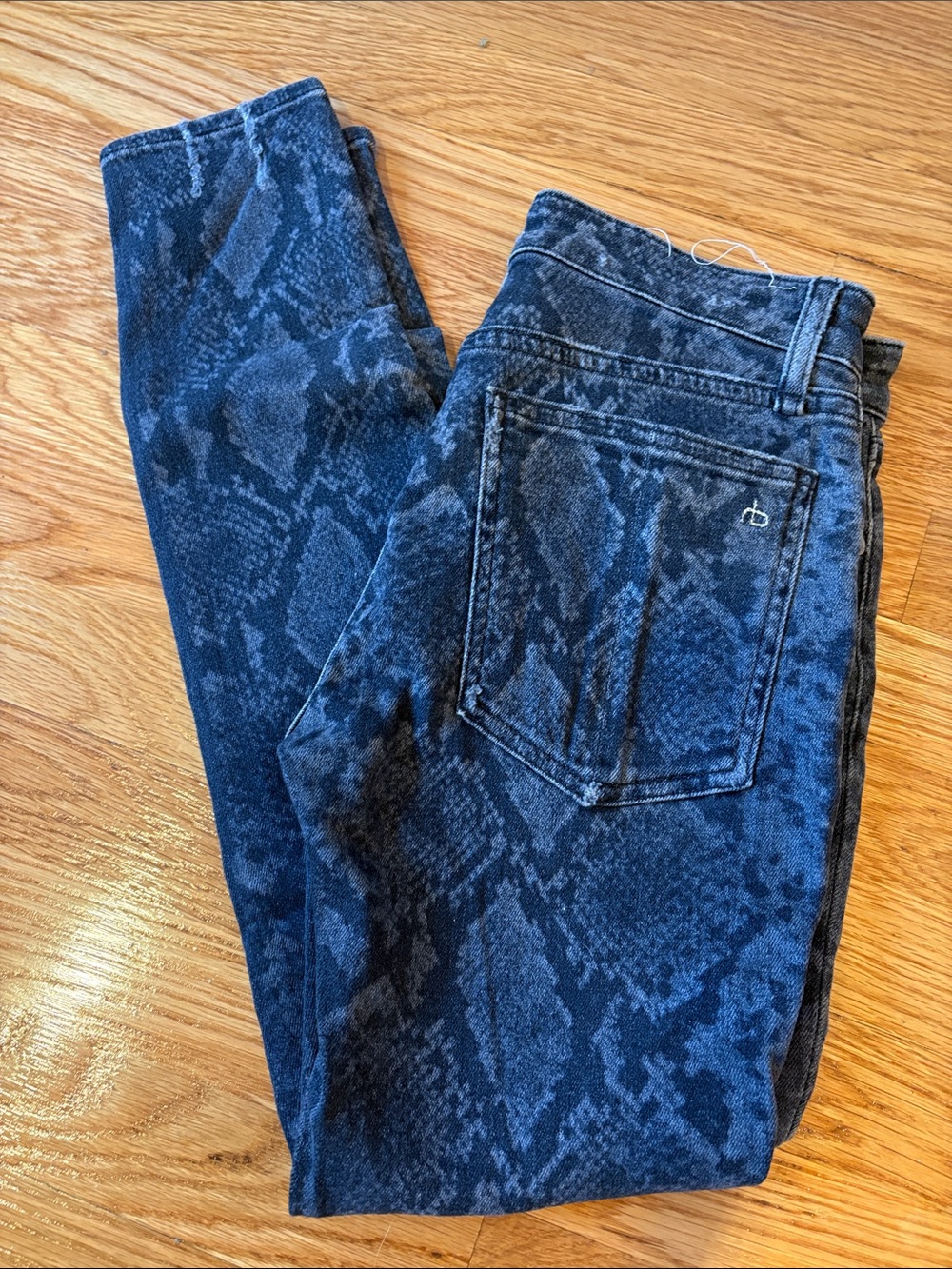 Rag & Bone Women’s Blue Snake-Print Jeans.